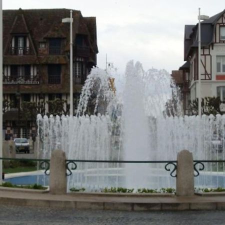 Deauville Studio En Bord De Mer Exterior photo